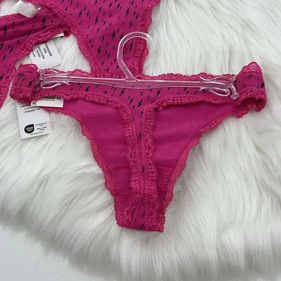 Aqua Intimates Women's Thong Set of 4  - Pink - Small - NWT - Picture 2 of 2